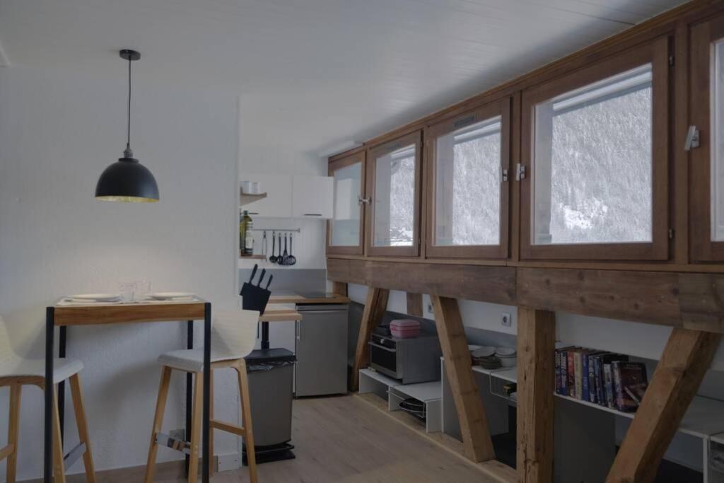 דירות Studio Chaleureux Chamonix Centre מראה חיצוני תמונה